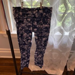 Athleta Tie Dye Legging